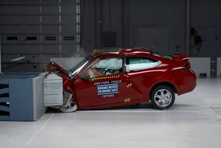 Illustration for article titled IIHS Crash Tests Five Budget Coupes: Ford, Volvo Earn Top Safety Picks